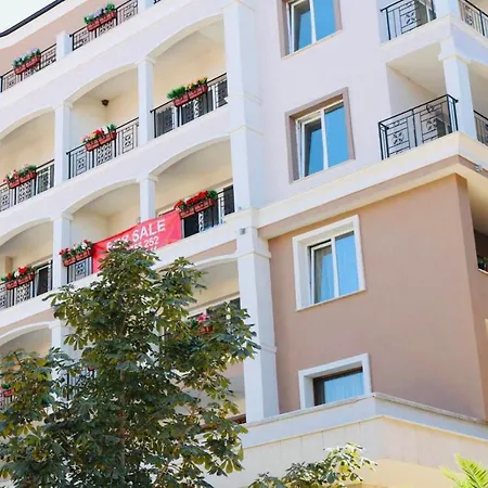 Apartment Raya